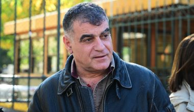 Στην Ευελπίδων ο Κ.Βαξεβάνης μετά τα ασφαλιστικά μέτρα του εκδοτικού οίκου του βιβλίου Α.Τσίπρα