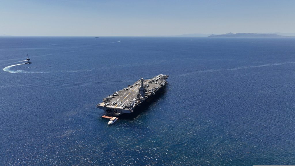 Οι αμερικανικές δυνάμεις κτύπησαν ακόμα ένα σκάφος που μετέφερε ναρκωτικά ανοικτά της Καραϊβικής