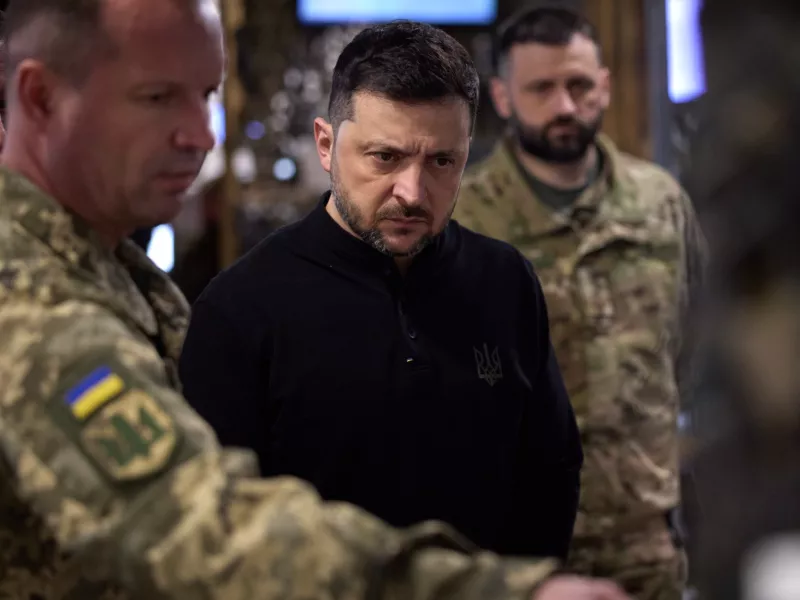 Πλέον το Κίεβο στρέφεται στο να μην χάσει την Ζαπορίζια – Επίσκεψη Ζελένσκι στο μέτωπο