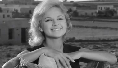 Αλίκη Βουγιουκλάκη: Οι τρεις υποψήφιοι αγοραστές για το σπίτι επί της Στησιχόρου