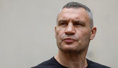 Βιτάλι Κλίτσκο: «Η Ευρώπη θα πρέπει να συνεχίσει να πληρώνει την Ουκρανία και μετά το τέλος του πολέμου»