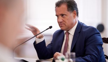 Άδωνις Γεωργιάδης: Ανήσυχος από τον ρομποτικό «στρατό» της Κίνας – «Πρέπει να προετοιμαστούμε»