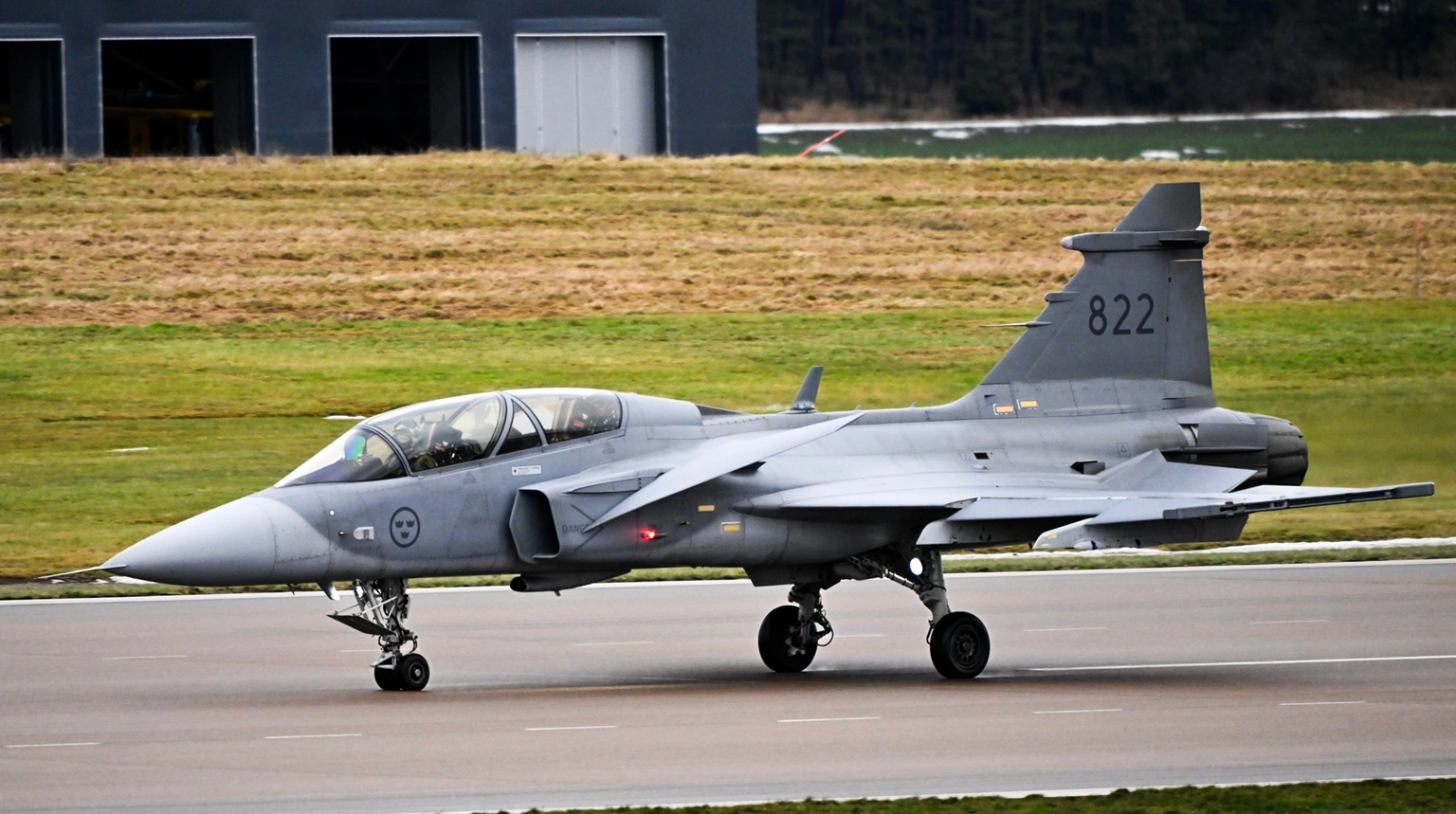 Η Κολομβία θα αγοράσει 17 μαχητικά αξίας 4,3 δισ. δολαρίων από τη Σουηδία