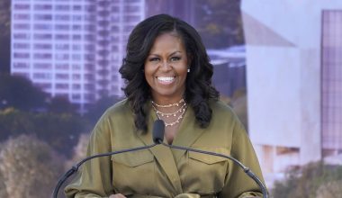 Μ.Ομπάμα: «Οι ΗΠΑ δεν είναι έτοιμες για γυναίκα πρόεδρο»