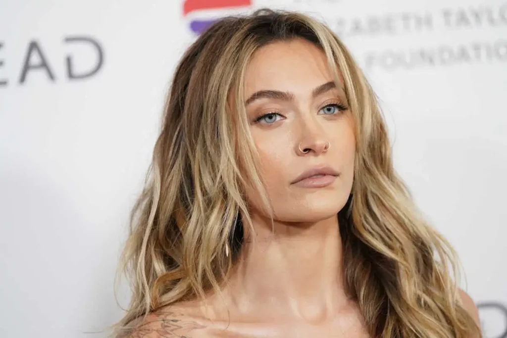 Bίντεο: H Πάρις Τζάκσον δείχνει πως τα ναρκωτικά παραλίγο να καταστρέψουν το πρόσωπό της!