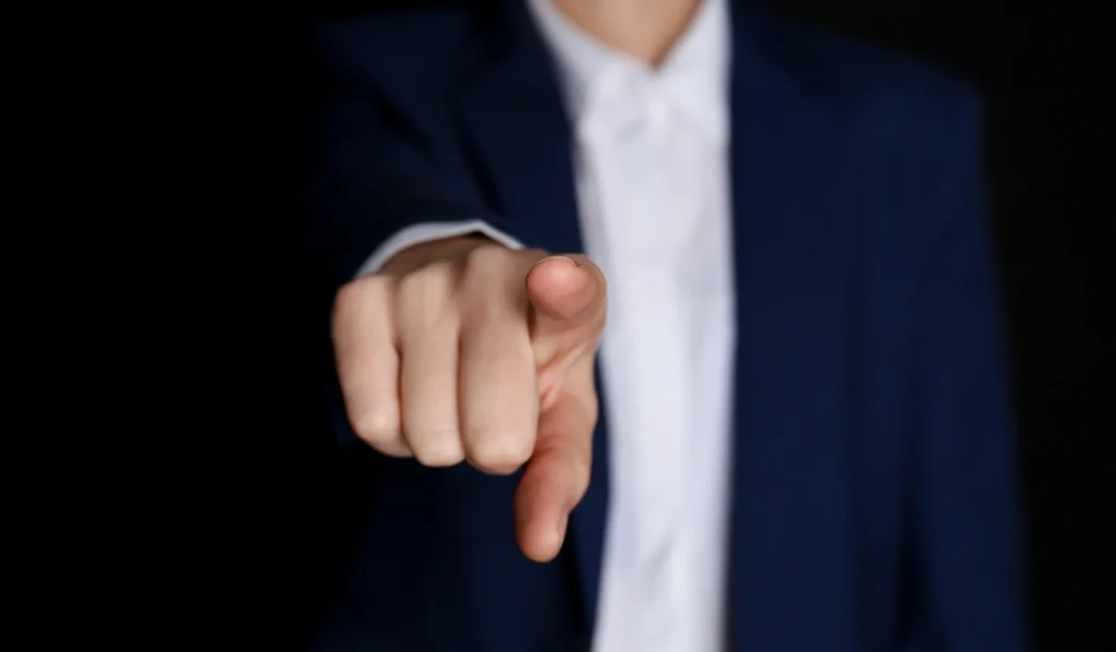 Το σύνδρομο του «ξέρεις ποιος είμαι εγώ και πως με λένε» και οι υπόλοιποι κακόμοιροι «little people»