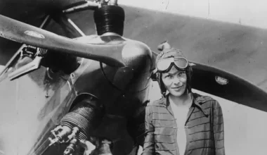 Στο «φως» ντοκουμέντα των Εθνικών Αρχείων των ΗΠΑ για την εξαφάνιση της αεροπόρου Α.Έρχαρτ: Τι αποκαλύπτουν