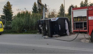 Βόλος: Ανετράπη λεωφορείο με 30 επιβάτες στην παλιά Εθνική Οδό – Τουλάχιστον 14 τραυματίες (φωτο)