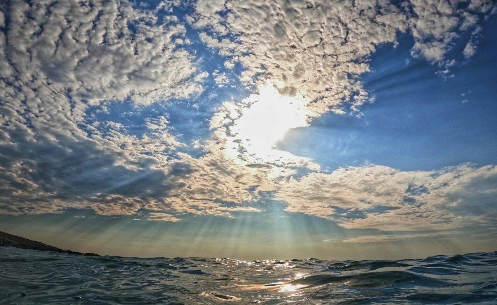 Καιρός: Aίθριος αύριο με τοπικές νεφώσεις – Έως 23 βαθμούς Κελσίου η θερμοκρασία