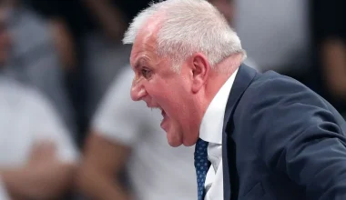 Μαινόμενος Ζ.Ομπράντοβιτς κατά των παικτών του: «Δεν σκέφτονται το παιχνίδι – Τους ενδιαφέρουν τα κινητά τους»