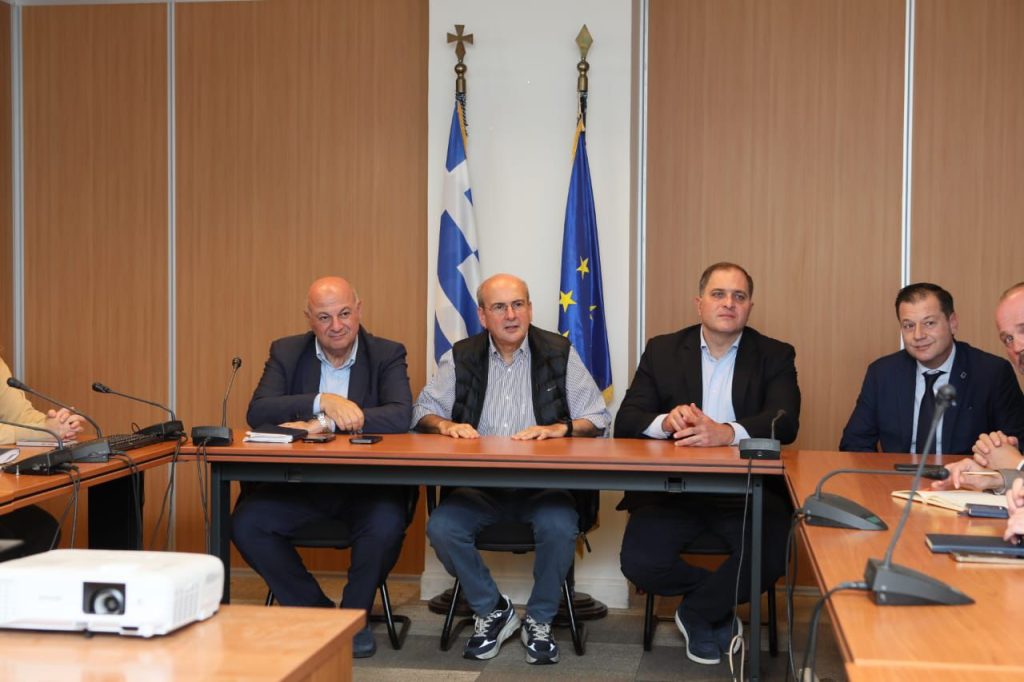 ΟΠΕΚΕΠΕ: Σύσκεψη υπό τους Κ.Χατζηδάκη και Κ.Τσιάρα για την πληρωμή των αγροτικών επιδοτήσεων