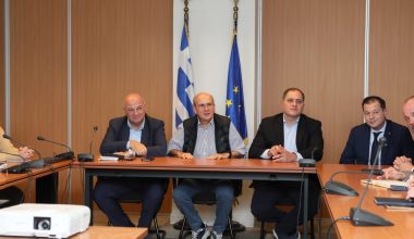 ΟΠΕΚΕΠΕ: Σύσκεψη υπό τους Κ.Χατζηδάκη και Κ.Τσιάρα για την πληρωμή των αγροτικών επιδοτήσεων