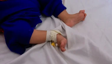 Μήνυμα αισιοδοξίας για το 3χρονο αγόρι που υπέστη καρδιακή ανακοπή από καυτό λάδι: «Βλέπουμε ξανά το χαμόγελό του»