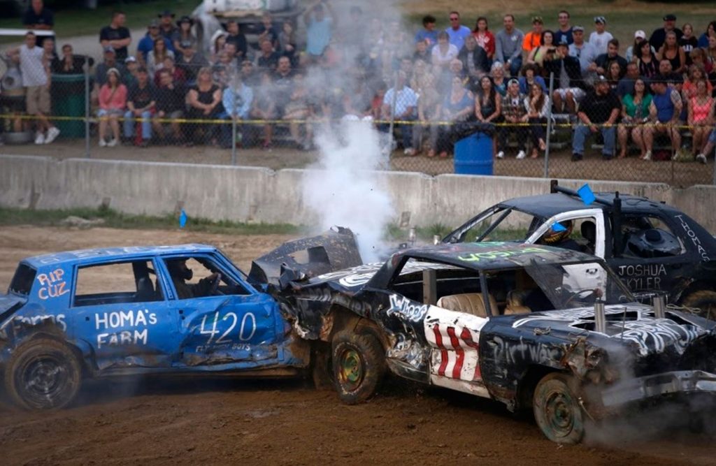 Αυστραλία: Αυτοκίνητο παρέσυρε θεατές σε αγώνα επίδειξης – Τουλάχιστον εννέα τραυματίες (βίντεο)