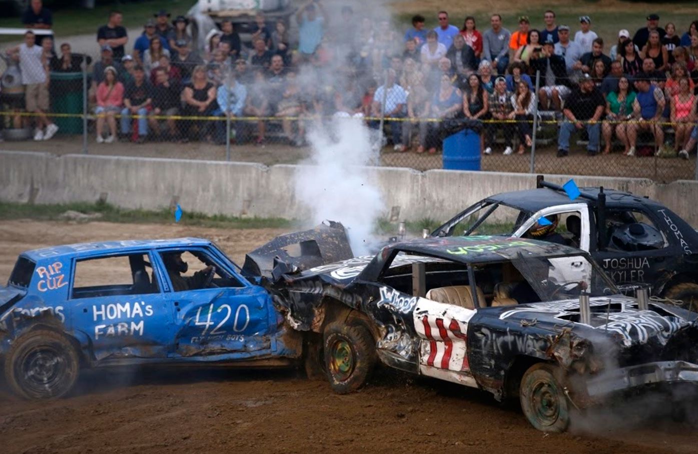 Αυστραλία: Αυτοκίνητο παρέσυρε θεατές σε αγώνα επίδειξης – Τουλάχιστον εννέα τραυματίες (βίντεο)