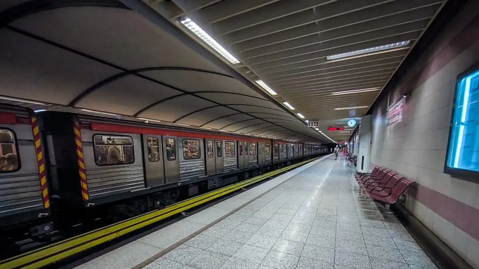 Πολυτεχνείο: Οι σταθμοί του Μετρό που θα κλείσουν το μεσημέρι της Δευτέρας