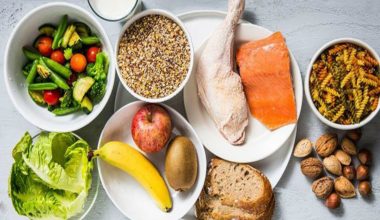 Τα τρόφιμα που οξύνουν τα συμπτώματα της γαστροοισοφαγικής παλινδρόμησης – Ποια θα σας ανακουφίσουν