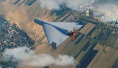 Βίντεο: Ρωσικά drones Geran-2 έπληξαν ουκρανικό σταθμό συμπίεσης φυσικού αερίου στο Χάρκοβο