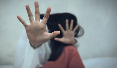 Θεσσαλονίκη: Ελεύθερες οι έξι ανήλικες που συνελήφθησαν για ξυλοδαρμό δύο 13χρονων κοριτσιών