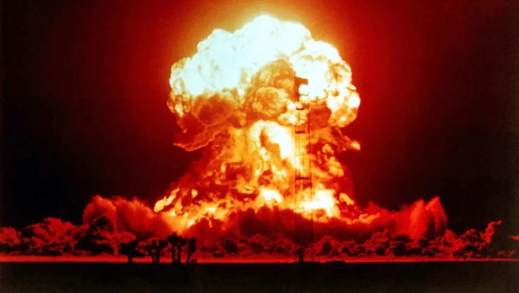 Μόσχα: «Αν το ΝΑΤΟ επιτεθεί στη Ρωσία θα απαντήσουμε με όλη μας την πυρηνική δύναμη»