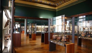 Μουσείο του Λούβρου: Κλείνει προληπτικά λόγω προβλημάτων στατικότητας γκαλερί με ελληνικά κεραμικά