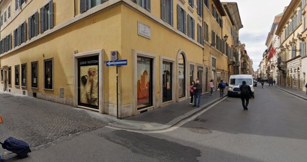 Κινηματογραφική ληστεία στην αποθήκη της Louis Vuitton στη Ρώμη: Πώς οι δράστες άρπαξαν δεκάδες προϊόντα (βίντεο)