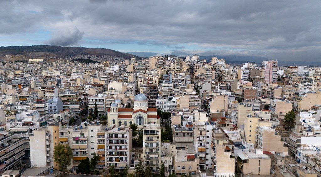 Τέλος στις «διπλές» τιμές στις αγοραπωλησίες ακινήτων: Θα μετράει ότι μπήκε στον λογαριασμό