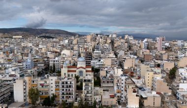 Τέλος στις «διπλές» τιμές στις αγοραπωλησίες ακινήτων: Θα μετράει ότι μπήκε στον λογαριασμό