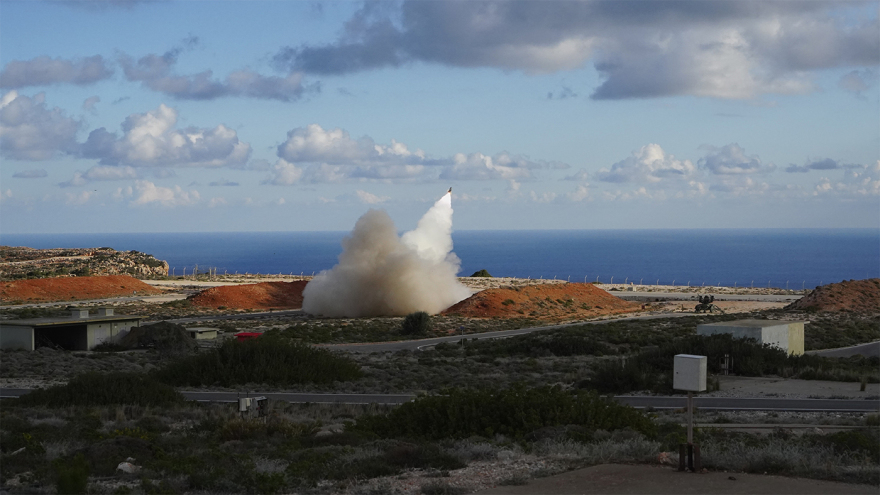 «Δικέφαλος Αετός-25»: Δείτε εικόνες από την εθνική διακλαδική άσκηση στο πεδίο βολής Κρήτης