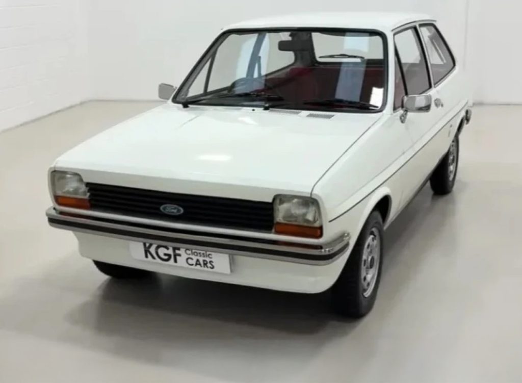 Για πούλημα Ford Fiesta πρώτης γενιάς με 13.000 km. Ψήνεσαι;