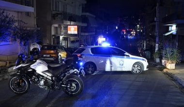 Τρεις συλλήψεις για τον θάνατο του 58χρονου στο Νέο Κόσμο: Του χτύπησαν το κεφάλι στο τιμόνι (upd)
