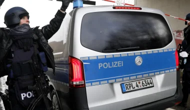 Σκηνές θρίλερ στη Γερμανία: Εντοπίστηκαν κομμένα χέρια γυναίκας και παιδιού έξω από μοναστήρι