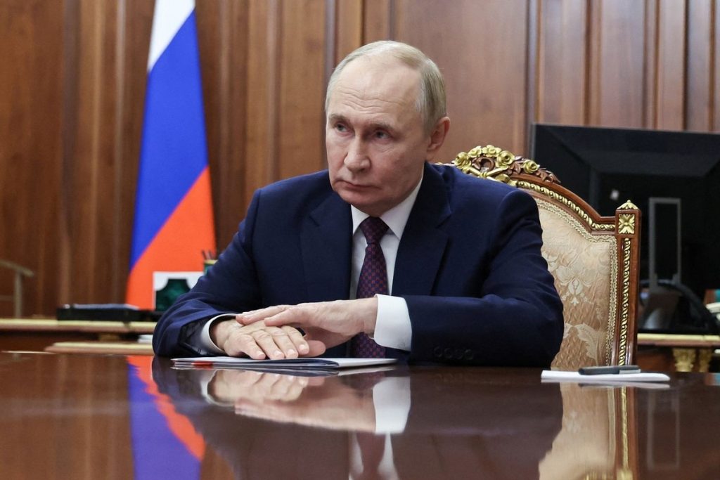 Β.Πούτιν: Θα τιμήσει με το Τάγμα Φιλίας της Ρωσικής Ομοσπονδίας τον Πατριάρχη Ιεροσολύμων Θεόφιλο Γ’