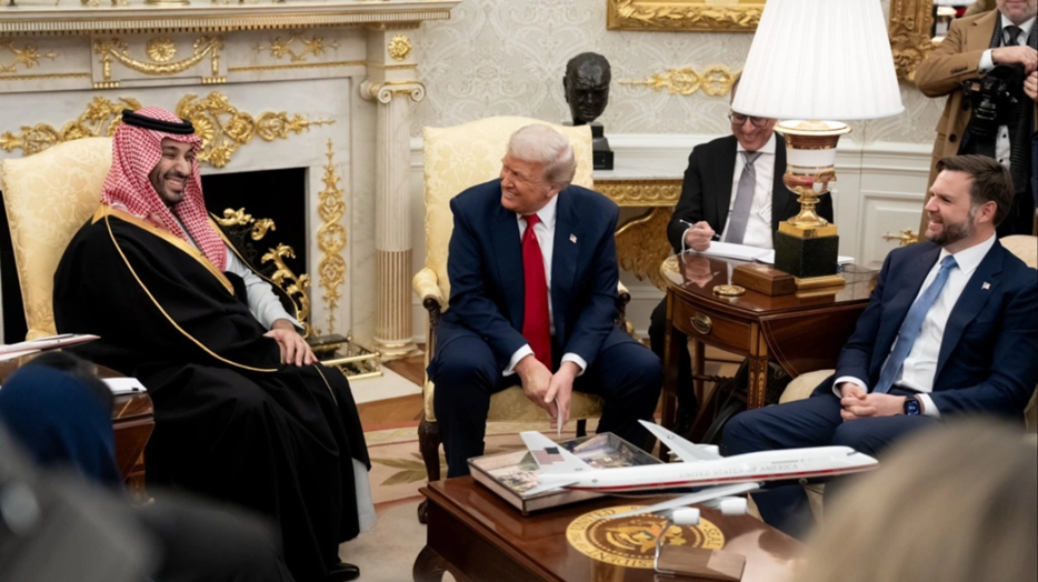 ΗΠΑ και Σαουδική Αραβία υπέγραψαν διμερείς συμφωνίες για τη χρήση πυρηνικής ενέργειας και την άμυνα