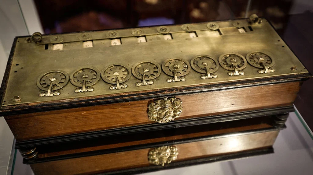 Η γαλλική δικαιοσύνη μπλόκαρε δημοπρασία για την υπολογιστική μηχανή του Πασκάλ