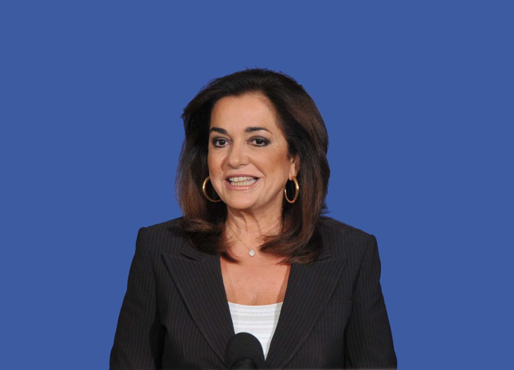 Ντόρα Μπακογιάννη: «Είμαστε σε πόλεμο με την Ρωσία από την στιγμή που στέλνουμε όπλα στην Ουκρανία»!