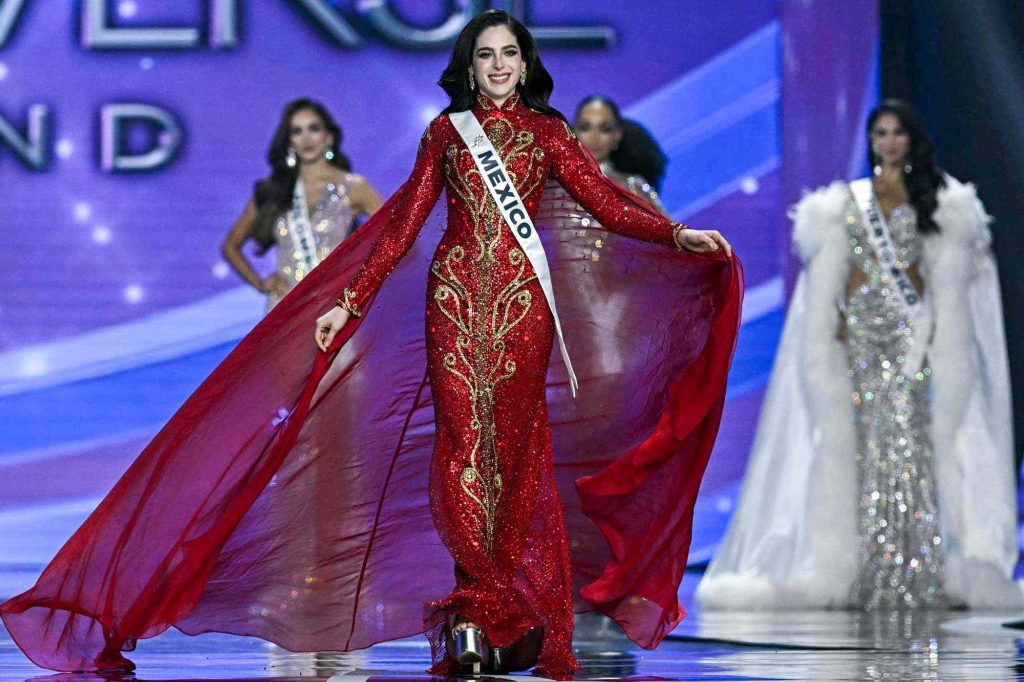 Φατιμά Μπος: Νέα Miss Universe η καλλονή από το Μεξικό – Με δάκρυα στα μάτια παρέλαβε το στέμμα (βίντεο & φωτο)