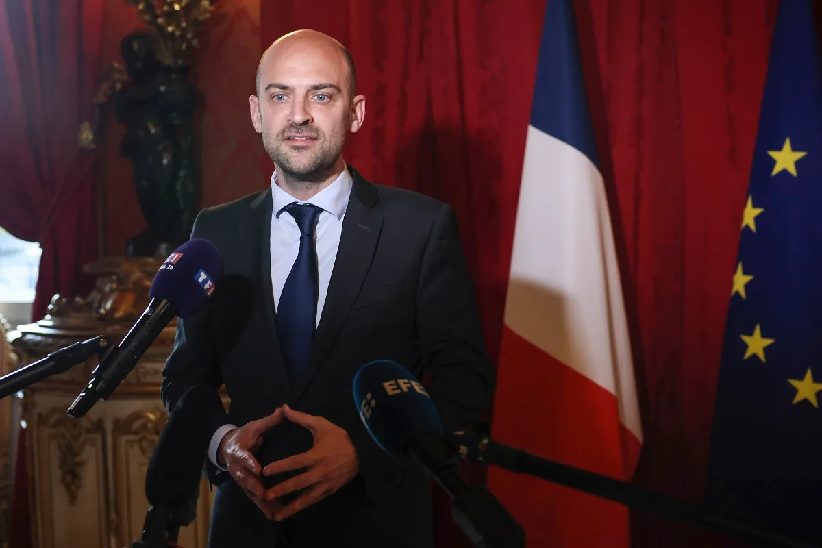 Τηλεφωνική επικοινωνία Γάλλου ΥΠΕΞ με Ευρωπαίους ομολόγους του για τις εξελίξεις στην Ουκρανία