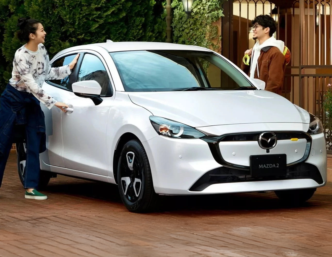 To Mazda2 φρεσκάρεται για πολλοστή φορά