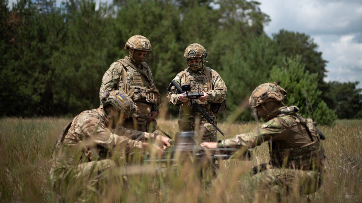 Βίντεο: Οι Ουκρανοί κατέστρεψαν 40 εκτάρια δάσους στο Ντνιπροπετρόφσκ για να δημιουργήσουν αυτοσχέδια οδοφράγματα