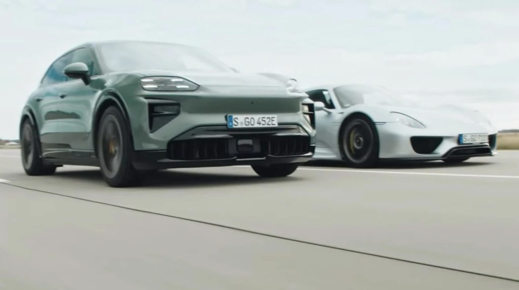 Porsche Cayenne Electric: Tα βάζει με την 918 Spyder