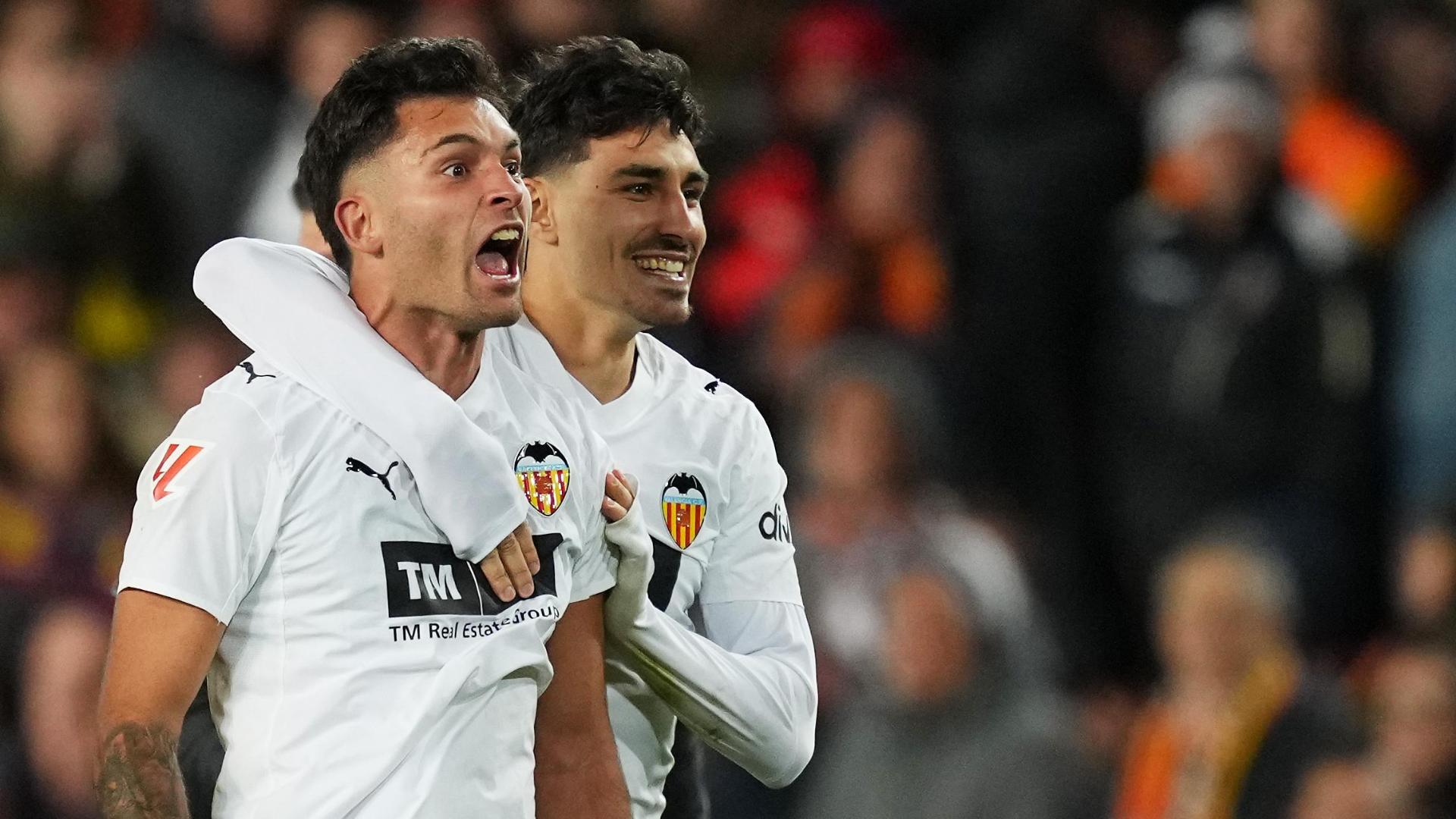 Βαλένθια – Λεβάντε 1-0: Το εκπληκτικό ανάποδο ψαλιδάκι του Ντούρο που χάρισε τη νίκη στις «νυχτερίδες» (βίντεο)