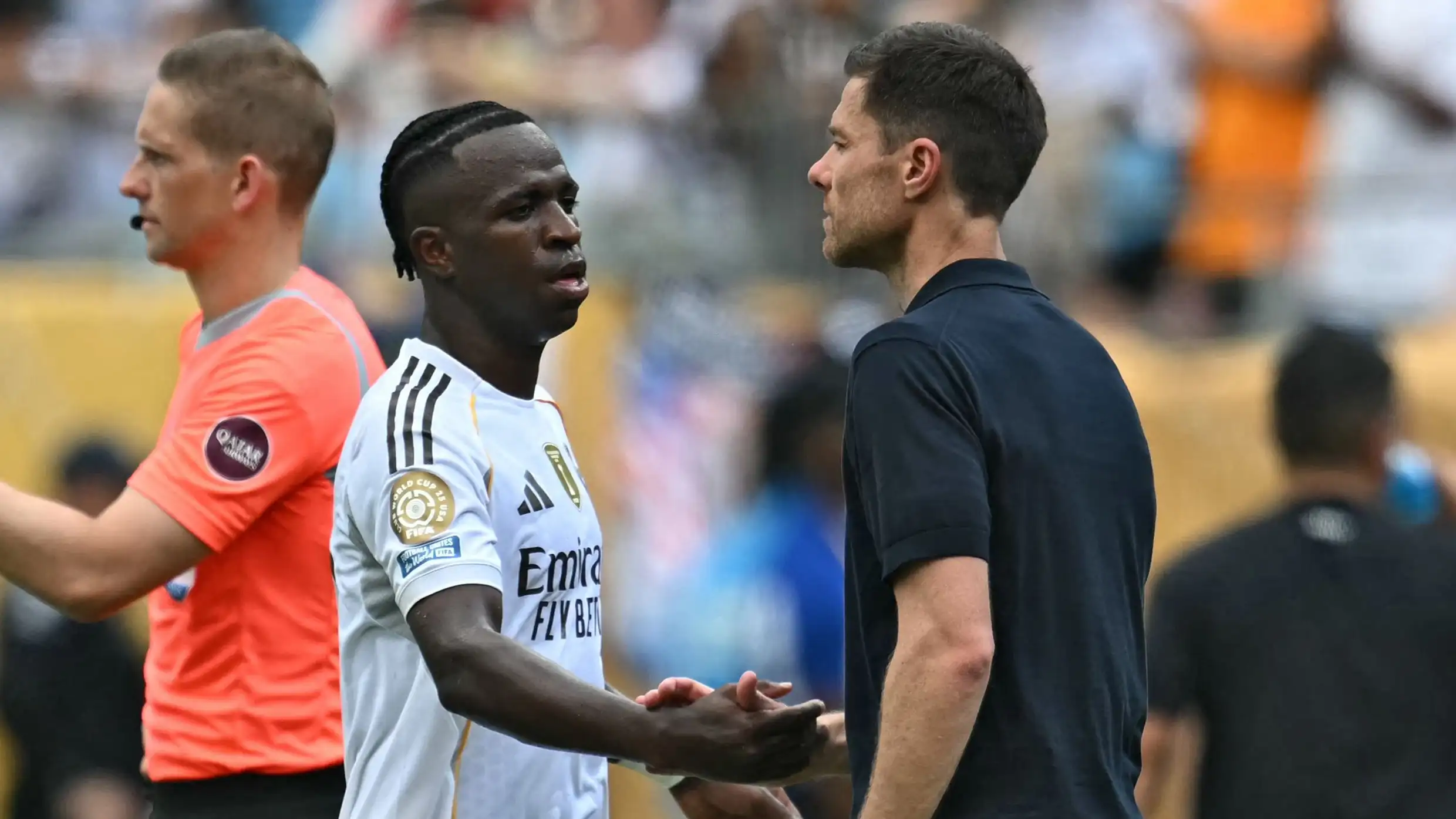 Ετοιμάζεται νέο συμβόλαιο στον Βινίσιους: Η «ανακωχή» με τον Τσάβι Αλόνσο και ο καταλυτικός ρόλος του Φ.Πέρεθ