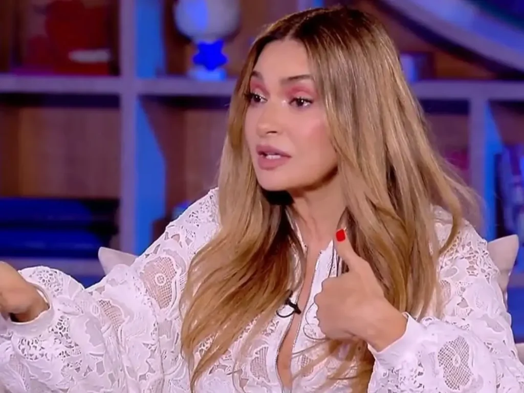 Η Αποστολία Ζώη λέει ότι έχει δεχτεί πισώπλατες μαχαιριές – «Είναι άπειρα» (βίντεο)