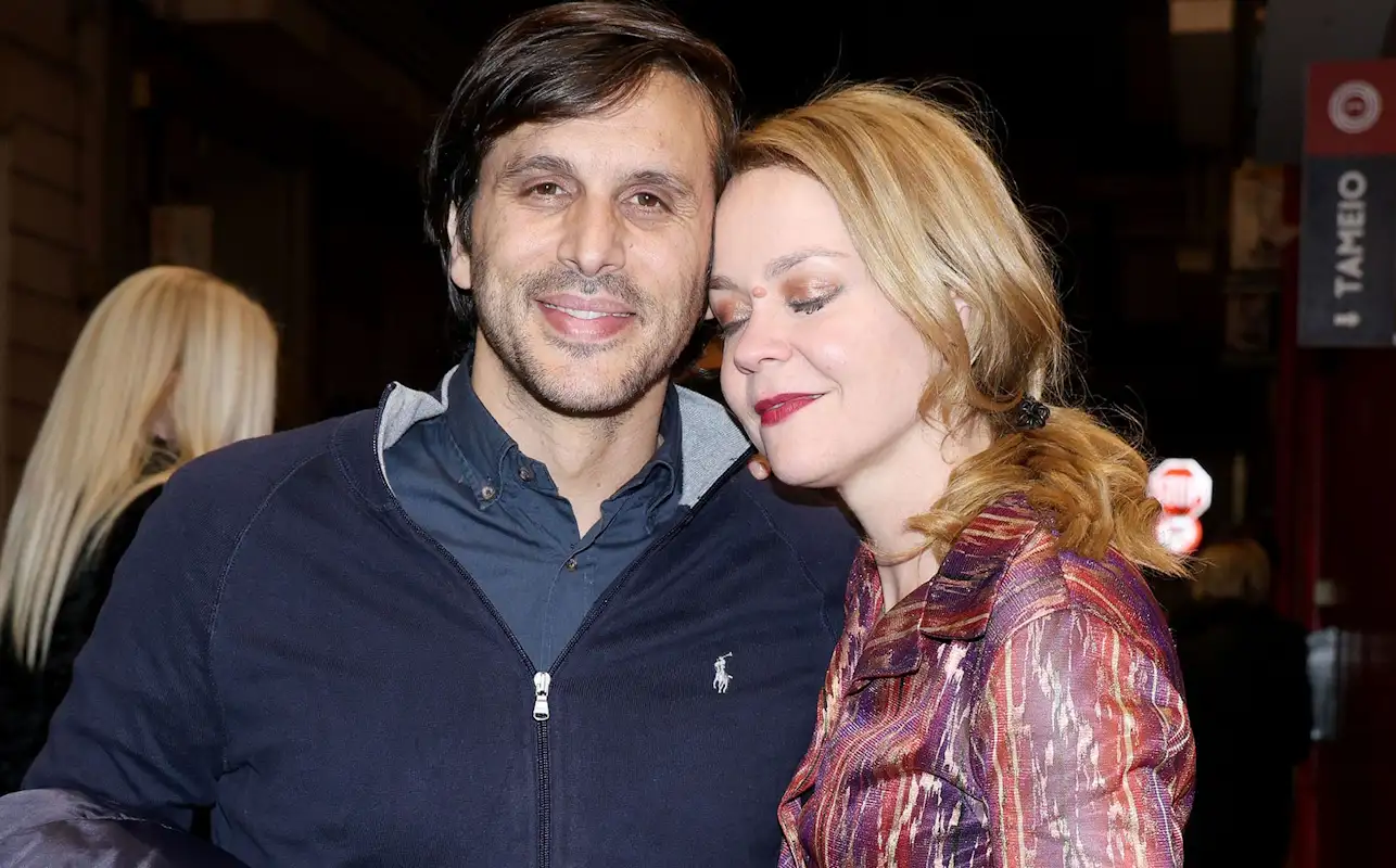 Λένα Παπαληγούρα για τον σύζυγό της: «Καλά είναι όλα – Μην το λέω πολύ όμως και διαλυθούν!» (βίντεο)