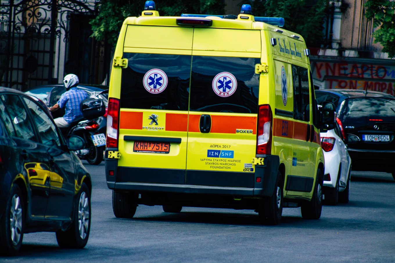 Καλαμαριά: 14χρονες εντοπίστηκαν μεθυσμένες στην παραλία – Η μία οδηγήθηκε στο νοσοκομείο