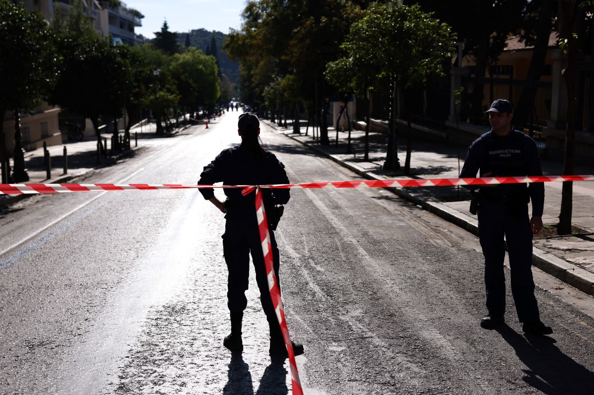 Οι κυκλοφοριακές ρυθμίσεις που θα τεθούν σε ισχύ σήμερα στο κέντρο της Αθήνας – Ποιοι δρόμοι θα κλείσουν