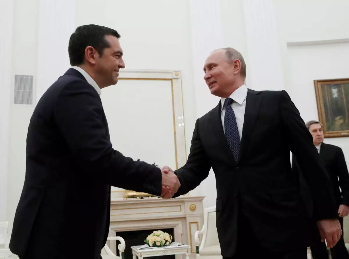 Β.Πούτιν σε Αλέξη Τσίπρα: «Αν δώσω λεφτά σε εσάς είναι σαν να τα πετάω σε σκουπιδοτενεκέ»