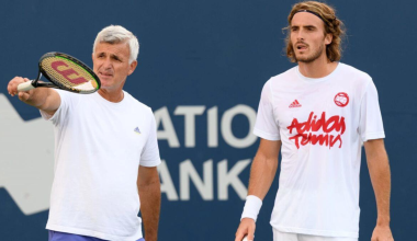 Η ανάρτηση του Σ.Τσιτσιπά για τα γενέθλια του πατέρα του: «Με έμαθες να παλεύω & να μένω προσγειωμένος»