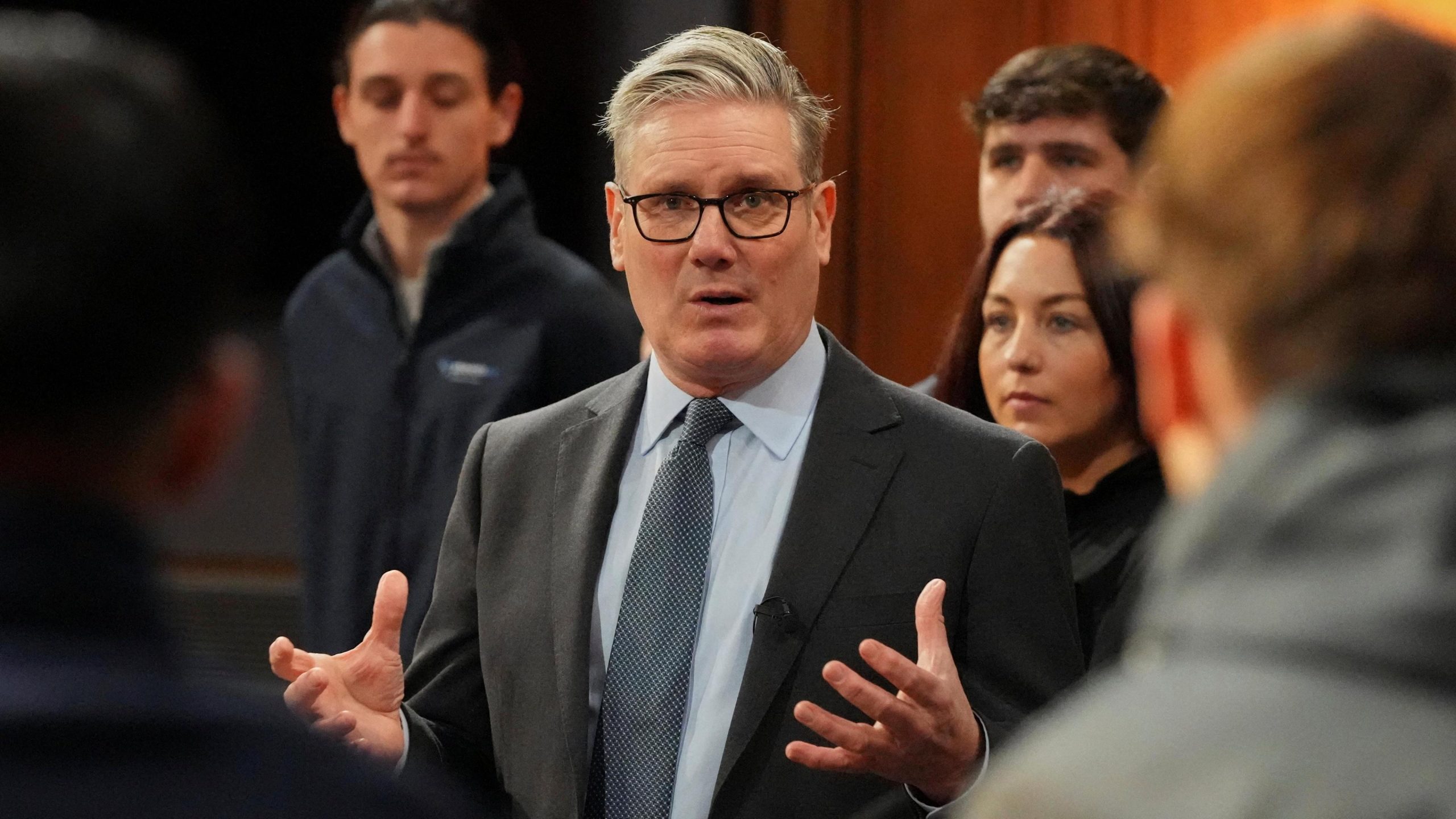 Ο Στάρμερ βιάζεται να «βάλει χέρι» στα ρωσικά παγωμένα κεφάλαια: «Έχουμε κάνει πρόοδο» λέει